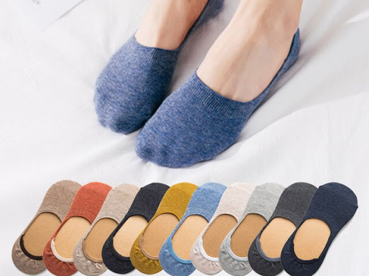 swipecorner's tweet photo. You might have the most functional &amp; fashionable pair of shoes, but you are not fully booted up without a cool pair of socks.

#funnysocks #socks #socksplusplus #socksunday #sockstalking #sockshop #socksay  #socksthatrock   #sockshoes  
 https://t.co/Zm76Dr1bjS https://t.co/cs9Sb8mC6Z