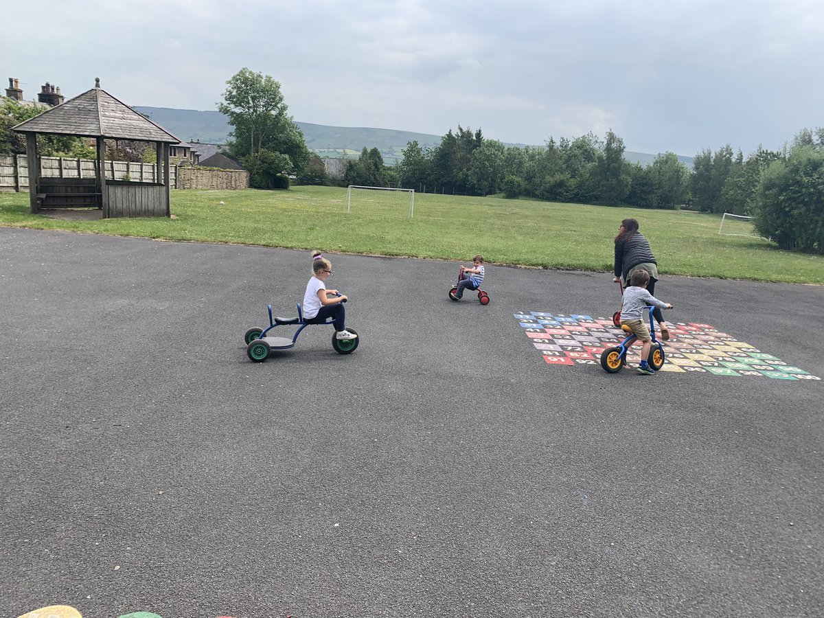 Social distancing fun ✌🏼🚴🏽‍♀️ #earlyyears #EYFS