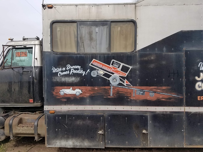MachineryPete's tweet photo. 2 yrs ago this month I posted blog about Silver Bullet Flying Combine from back in late '80's, performed at rodeos and fairs jumping classic cars. Now found owner of '76 International 2 Ton truck that hauled it around the country. Cool piece of ag history! https://t.co/W8TfUERBXL https://t.co/4qO0nrtWhR