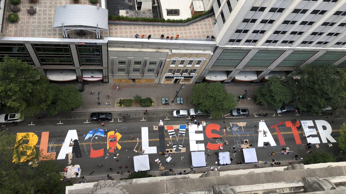 cltiscreative's tweet photo. Bird’s eye view. #BlackLivesMatter https://t.co/Gv8kU8HouC