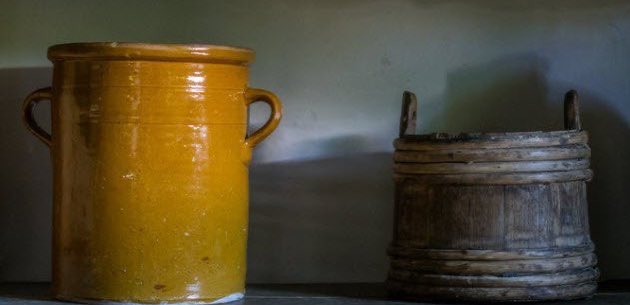 #ثريد 

أكل لحوم البشر هو من المحرمات الرئيسية، ويعتبر آكلي لحوم البشر وحوش على الأرض، لكن على مر ال...