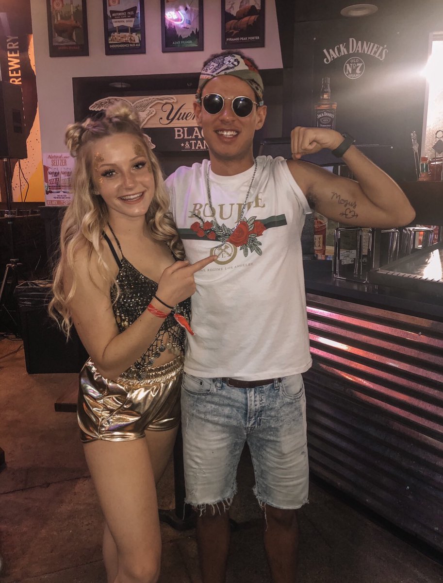 eemogus's tweet photo. Happy Birthday to the biggest bum I know @RileyAdonis ! Lucky to have a best friend like you that I can always count on to be there for me! Hope 22 is the best one yet, we’ll celebrate soon! Love ya dude💖🎉🎈 https://t.co/MrrtUtMIQ2