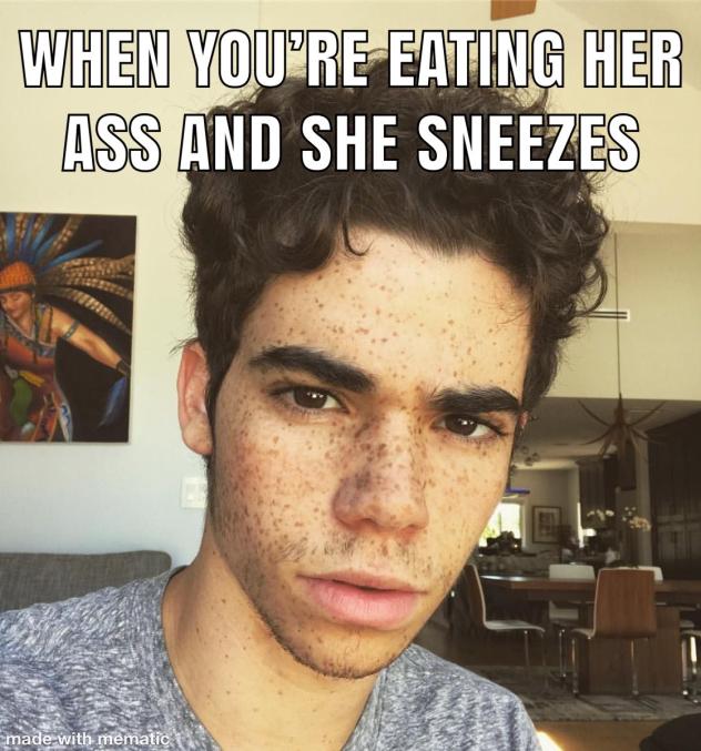 Redexxy's tweet photo. Cameron Boyce. Click it btw. https://t.co/TBpWDBBaup