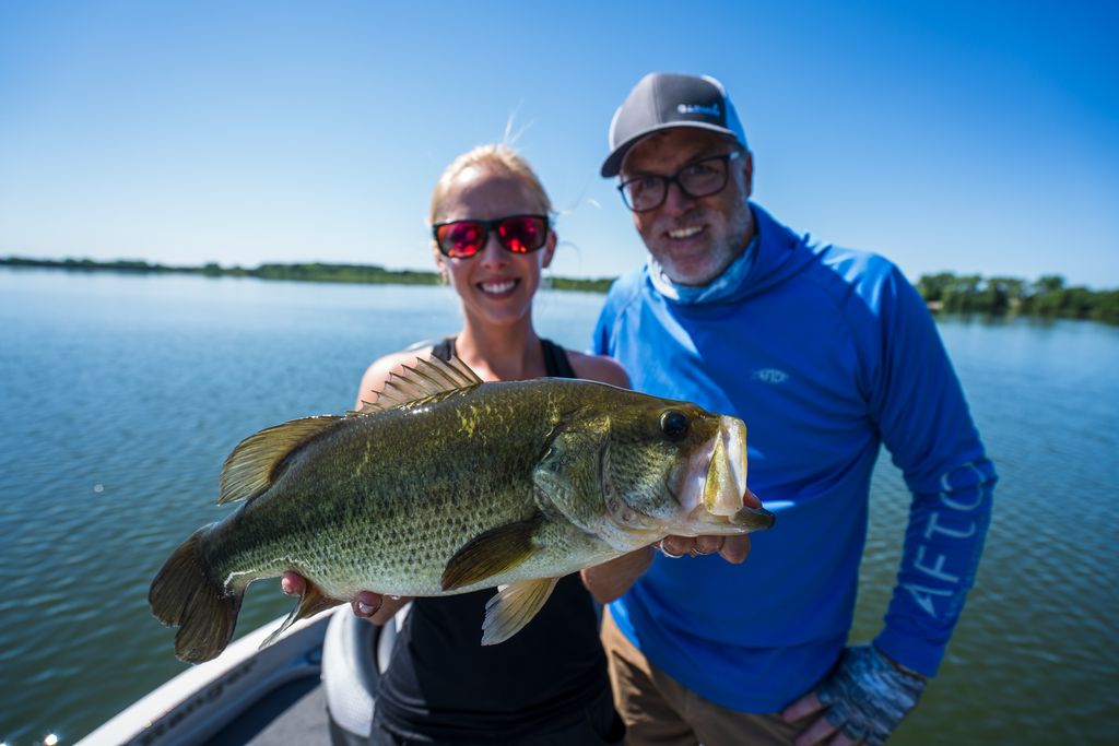 This week Steve Pennaz and Fisheries Surveyor Hannah Anema use information gathered by Hannah to target fish. Tune in on the Sportsman Channel, showtimes here: buff.ly/2Vs7VKk #LakeCommandos #GarminFishHunt #BassFishing #RangerBoats