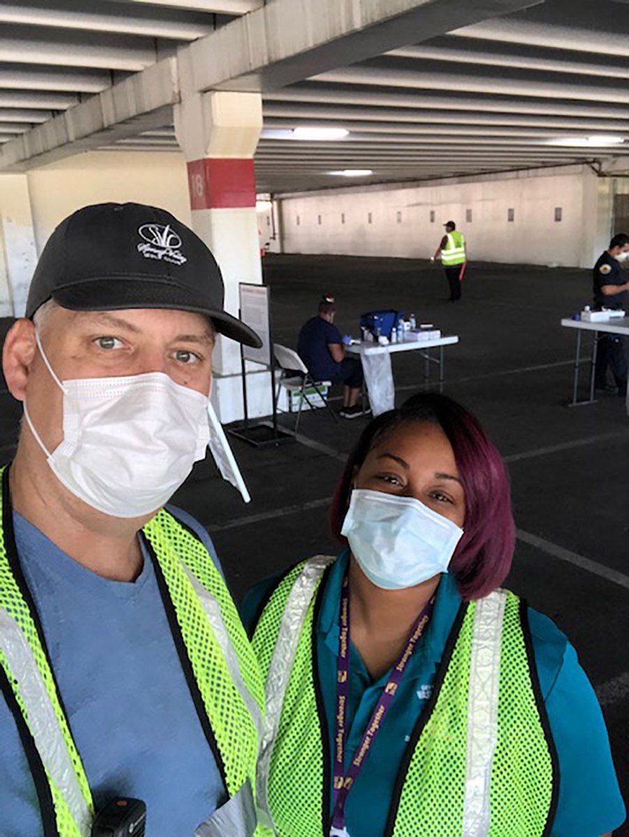 SNHDinfo's tweet photo. #COVID19 testing is available today until 2p @TexasStation parking garage. We're offering drive-thru and walk-up testing for adults and kids. We'll be here Wednesday, June 10, 8a-2p too. No appointments needed. For more information, see our calendar: https://t.co/a9DXo09PEn @CNLV https://t.co/Iazkl1FYzS
