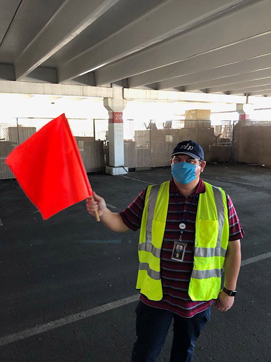 SNHDinfo's tweet photo. #COVID19 testing is available today until 2p @TexasStation parking garage. We're offering drive-thru and walk-up testing for adults and kids. We'll be here Wednesday, June 10, 8a-2p too. No appointments needed. For more information, see our calendar: https://t.co/a9DXo09PEn @CNLV https://t.co/Iazkl1FYzS