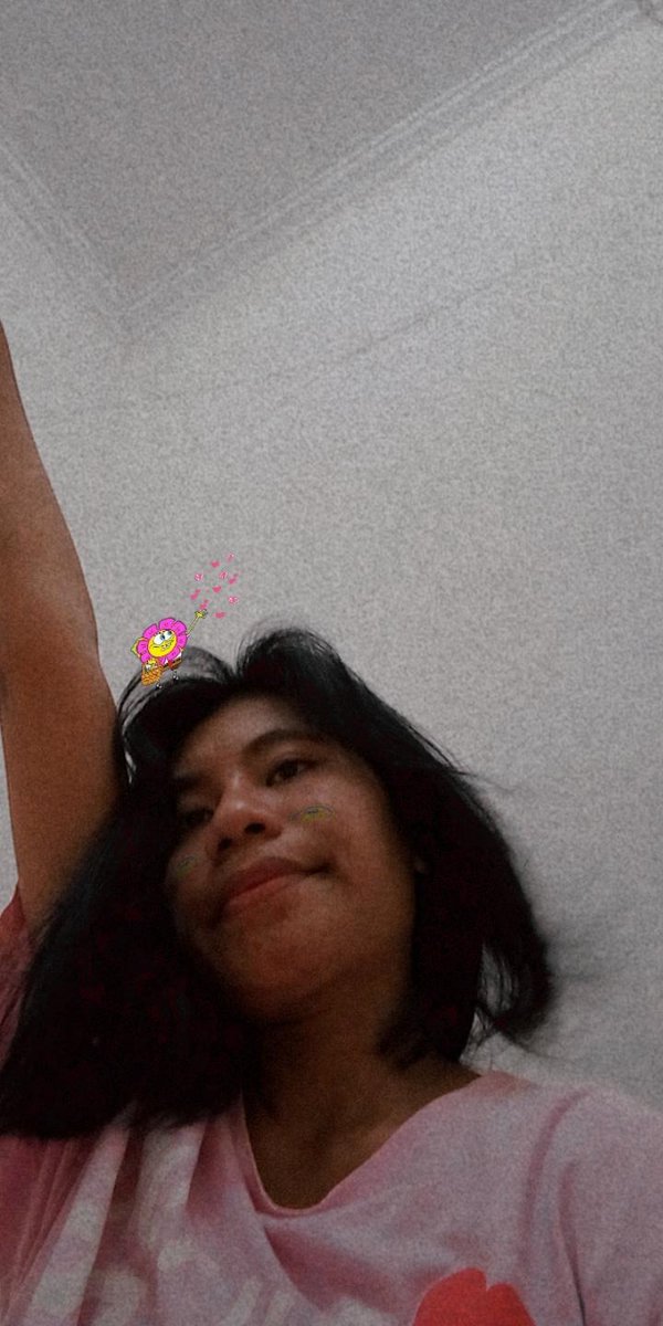 RobaVivi's tweet photo. Gaes ada yg mau ikut saya terbang ke kamar mandi 😁 https://t.co/20x8ngLZfC