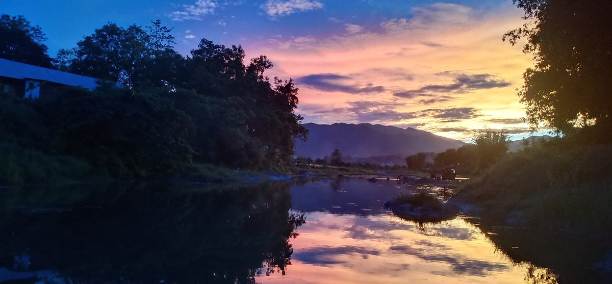 HenryBrook3's tweet photo. #Sunset#Cdl# https://t.co/lPAy2Xy32q
