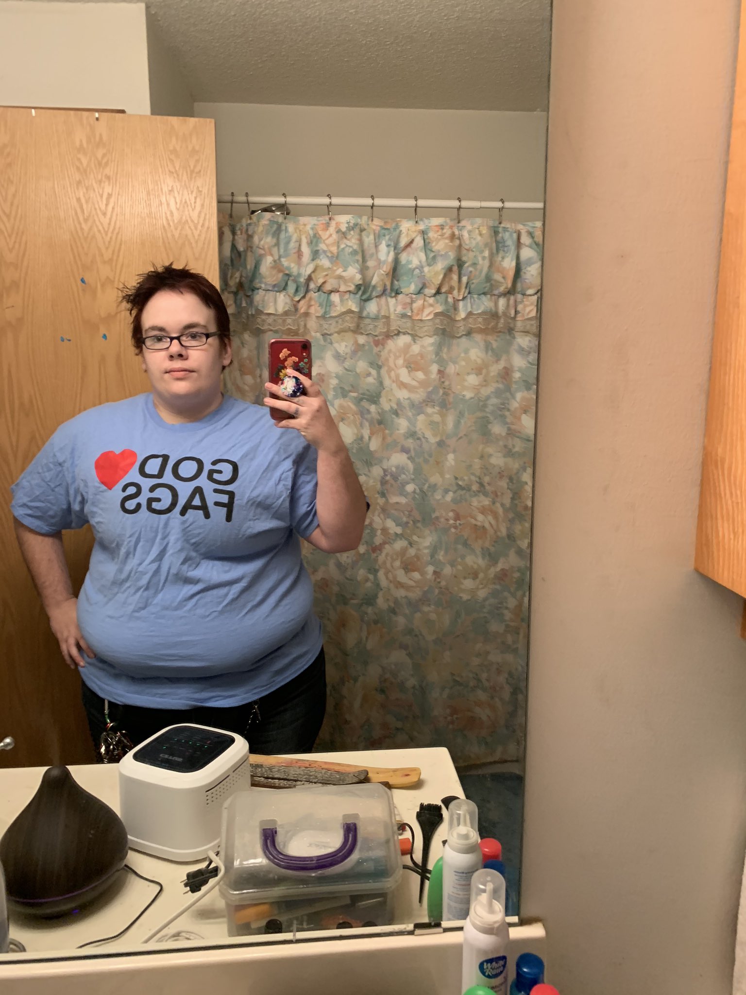 I kinda seriously love this shirt https://t.co/jvmD8pkT69