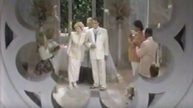Christine_AMC's tweet photo. #OnThisDayInPineValley 1992 Trevor Dillon married Natalie Marlowe🤵♂️💚👰Timmy gave away the Bride on behalf of himself&his baby sister Amanda💕Jeremy&Derek were groomsmen while Donna&Hayley were bridesmaids #AllMyChildren #AMC #AMCForever #JamesKiberd #KateCollins #KateCollinsAMC https://t.co/Xp7JrLmlJ6