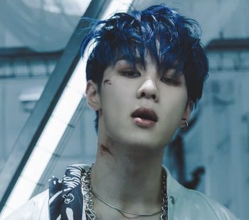 10velytalie's tweet photo. kun visuals are NO JOKE. #WayV_TurnBackTime #WayV_AwakenTheWorld #TurnBackTimewithKUN @WayV_official https://t.co/rdVcQAxOeA