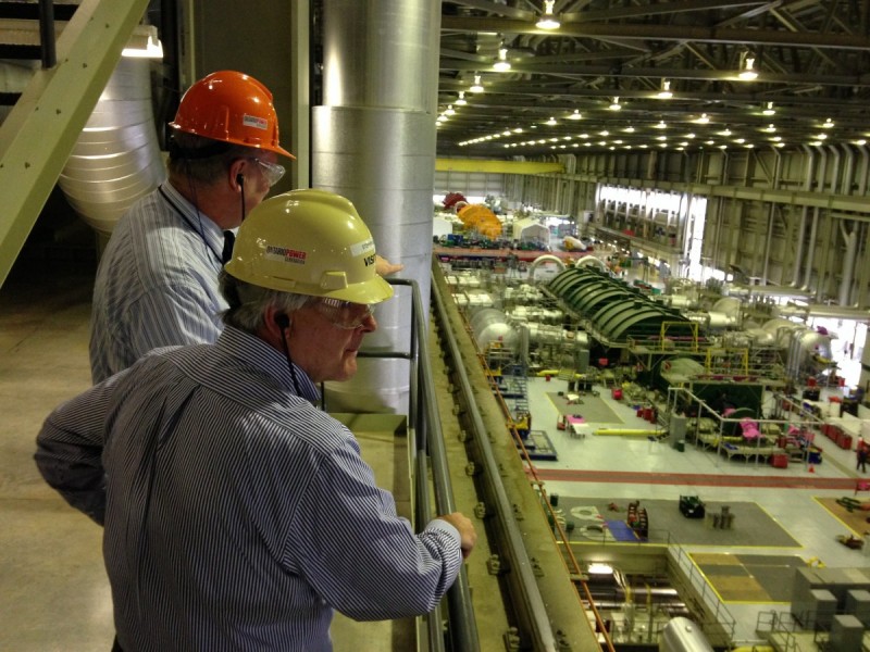 ubcSPPGA's tweet photo. “Ontario can meet its electricity demand from #renewables, so why would our governing bodies allow nuclear generating stations to jeopardize the safety of the public?” writes @Cassandra_Jeff, MPPGA alumna &amp; 2019 Simons Award recipient. More @CDN_Dimension: https://t.co/nBE6wd9kOb https://t.co/DrRRhmNSsK