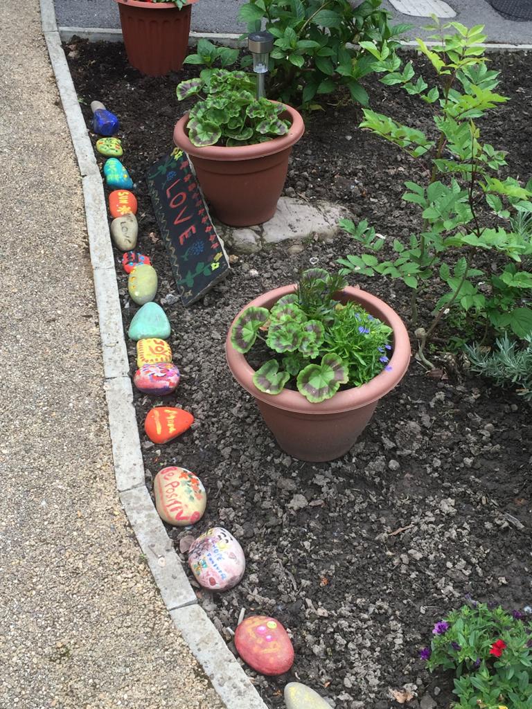 Alex Davidson tweet media