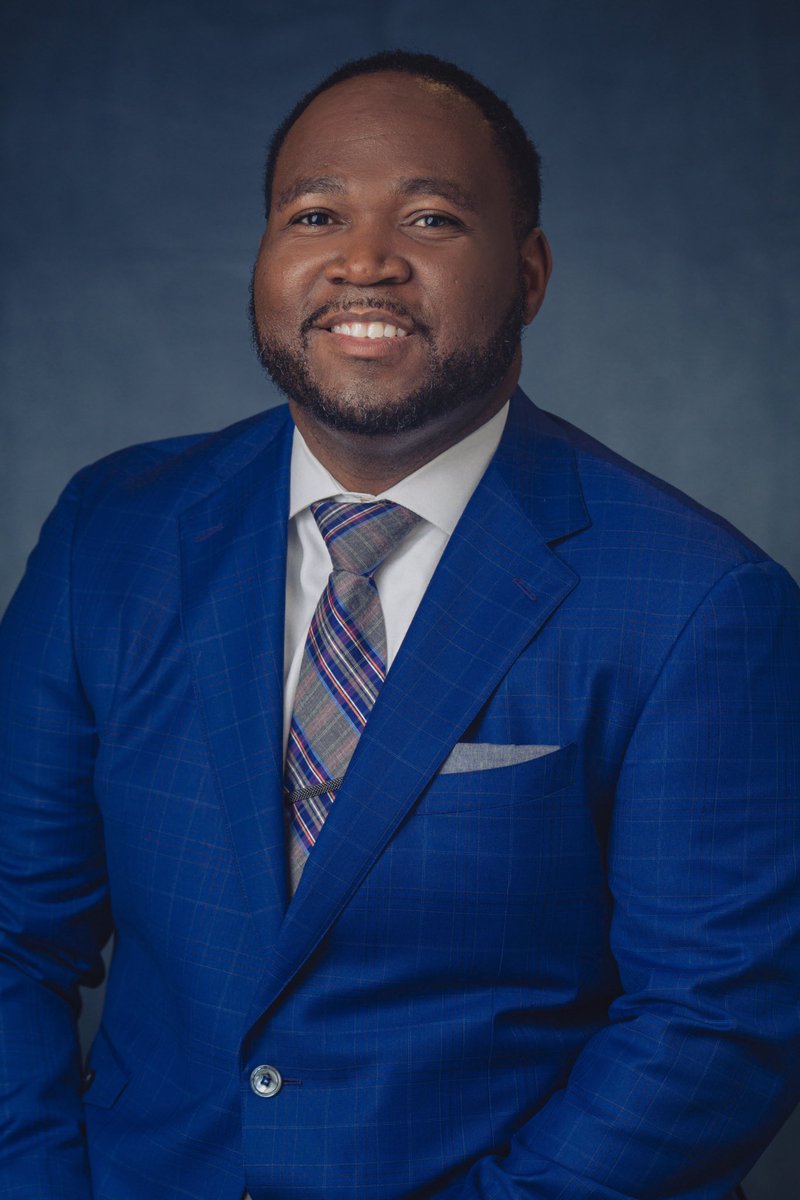 CenturionsKC's tweet photo. Congratulations to the Fall Cohort Steering Committee for the Class of 2021, elected this morning by their peers: Demetrius Peterson (Chair) of @HuschBlackwell, Molly Kocour Boyle of @att &amp; Murray Woodard of @KauffmanFDN. #CenturionsKC #LeadKC https://t.co/eEtrmobRTE