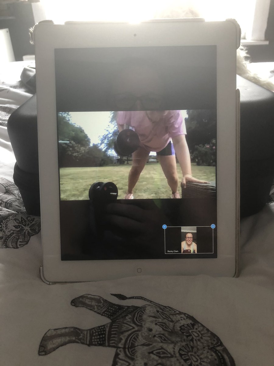 RockyClark_1's tweet photo. New client alert 🚨 Great first session with @lucyrblemon today, she nailed it out of the park. Think she might be sore tomorrow #OnlineTraining #PersonalTrainer #OnlinePt #Fitness #lockdown2020 #gettingfitforrugby #ptforall#lockdown #rockyfit 
Dm me for a session 🤙🏻🌹 https://t.co/suxNCtg0Wq