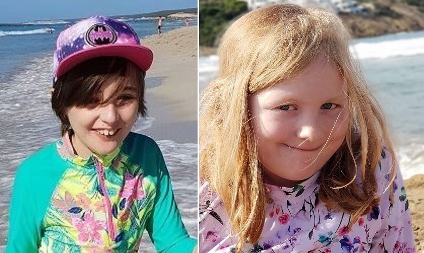 MISSING | Scarlett, 9 (left) and Matilda Hooligan, 11 (right), from #Southport have been reported missing &amp; are thought to be with an adult family member. If you know their whereabouts, please DM <a href="/MerPolCC/">Merseyside Police Contact Centre</a> or contact <a href="/missingpeople/">Missing People</a> on 116 000. Please RT crowd.in/sYOLDu