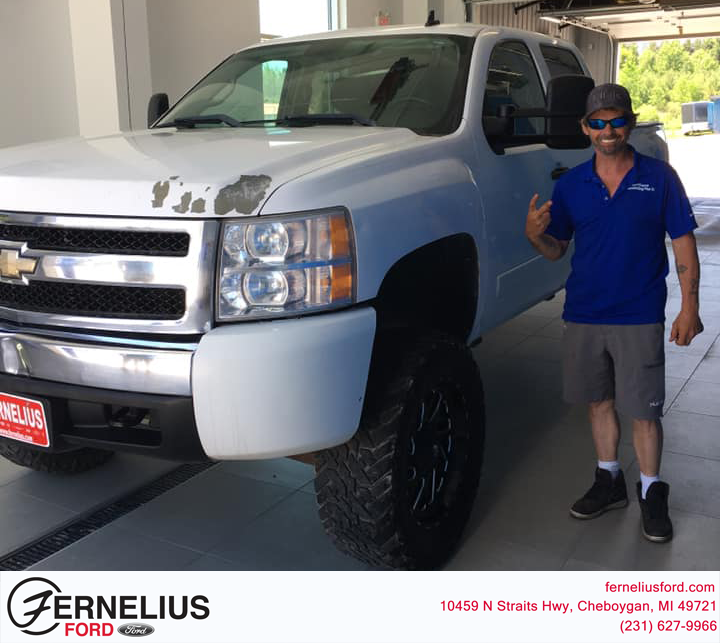 FerneliusFord's tweet photo. A day full of family! Brad Hanel help his brother Wayne Hanel hop into a 2008 Lifted Chevrolet Silverado. Enjoy the new ride and Welcome to the Fernelius Family! https://t.co/byMr0ymNEk
