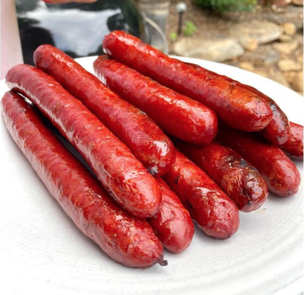 FrippersSausage's tweet photo. Straight off the grill. 🌭🌭
#frippers #hotdogs #snappyaf #grilledhotdogs #fripperssausages #frippershotdogs https://t.co/IpCR7bA9nm