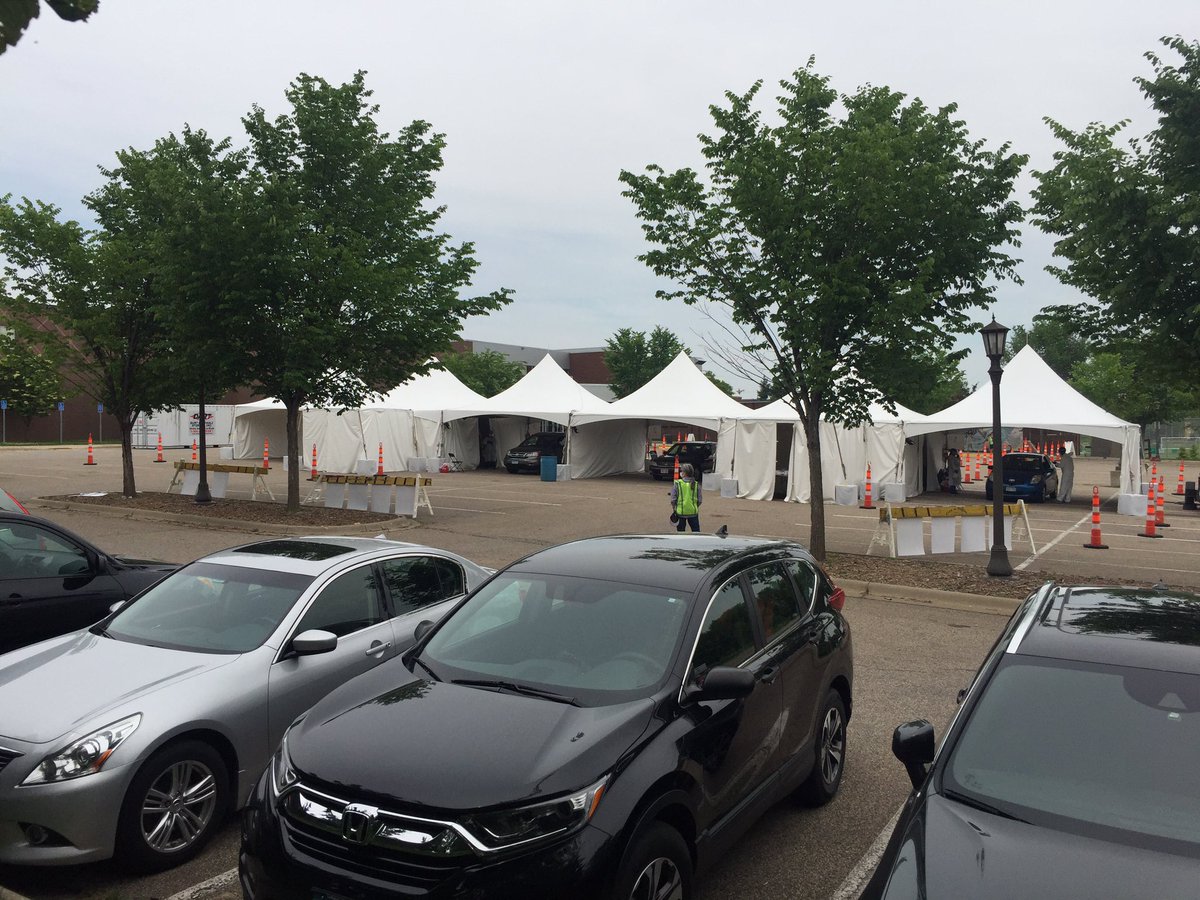 Walk up and drive up COVID-19 testing is available today at 4 sites for anyone who participated in the George Floyd protests or the cleanup efforts.  Reserved slots for today and tomorrow are full.  Sign up for next week here: health.state.mn.us/diseases/coron…