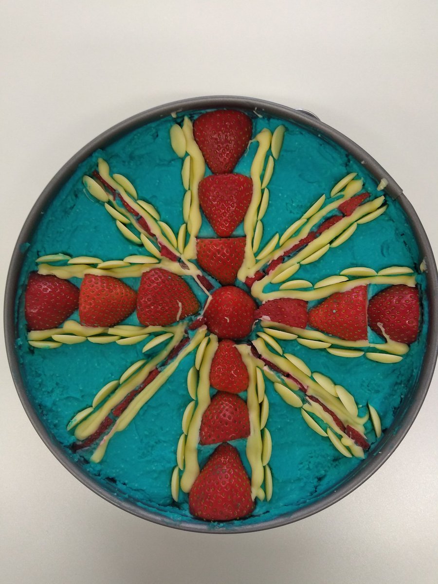UBHSCHOOL's tweet photo. @moreincommonB_S @great_together Speaking of cakes. Mrs Farrar made a wonderful birthday cake for her Dad, doorstop delivery, when out delivery afternoon tea goodie bags. The fantastic cheesecake is just one of many treats that Mrs Radcliffe made for our staff team.
#BatleyBakeOff #PowerOfCommunity #MICHour https://t.co/DZIlDBmmcr