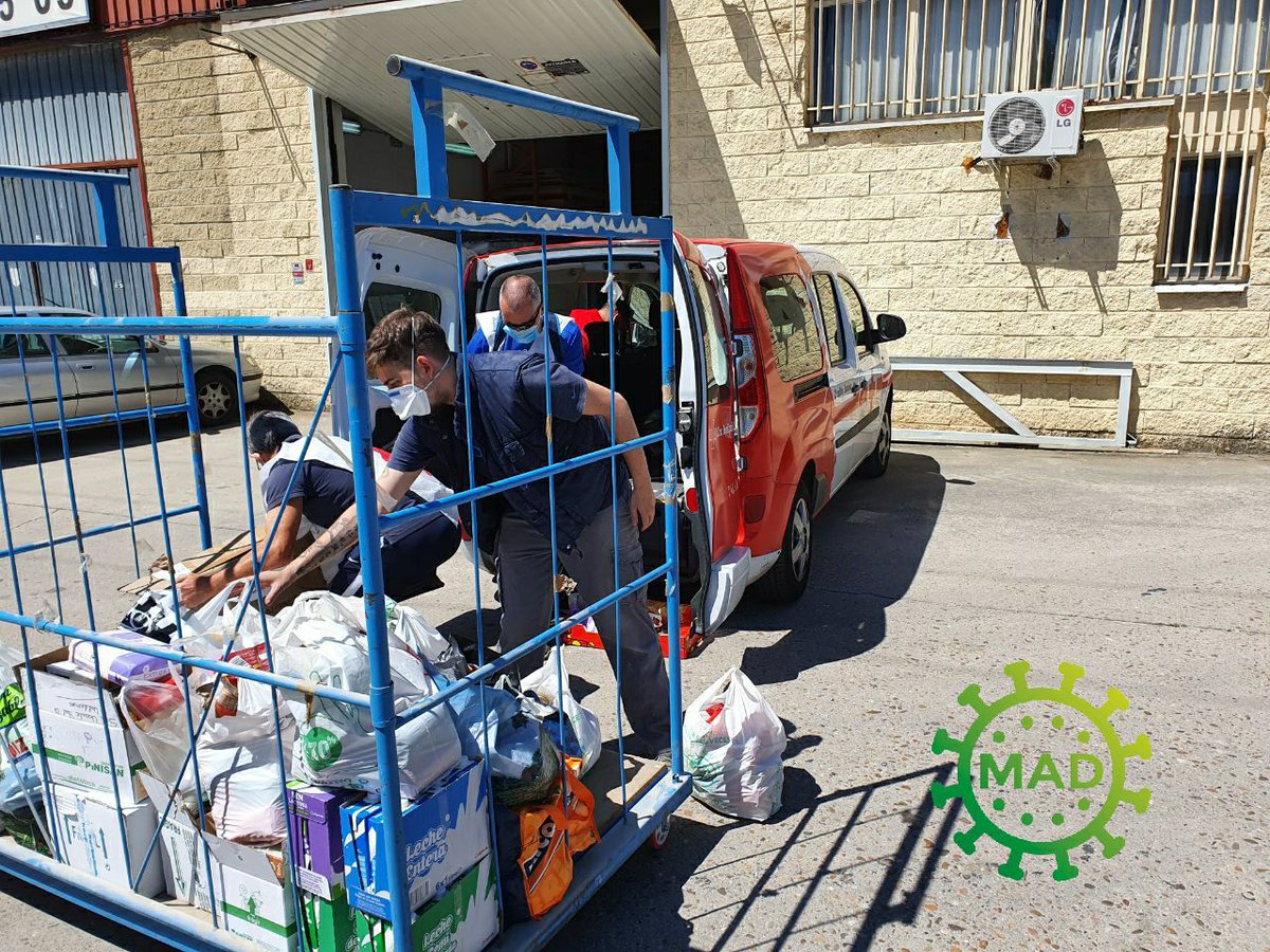 Gracias a las #impresoras contra el hambre hemos podido donar estos alimentos a <a href="/CruzRojaEsp/">Cruz Roja Española</a>! 👏👏👏 #3Dprinting #makers