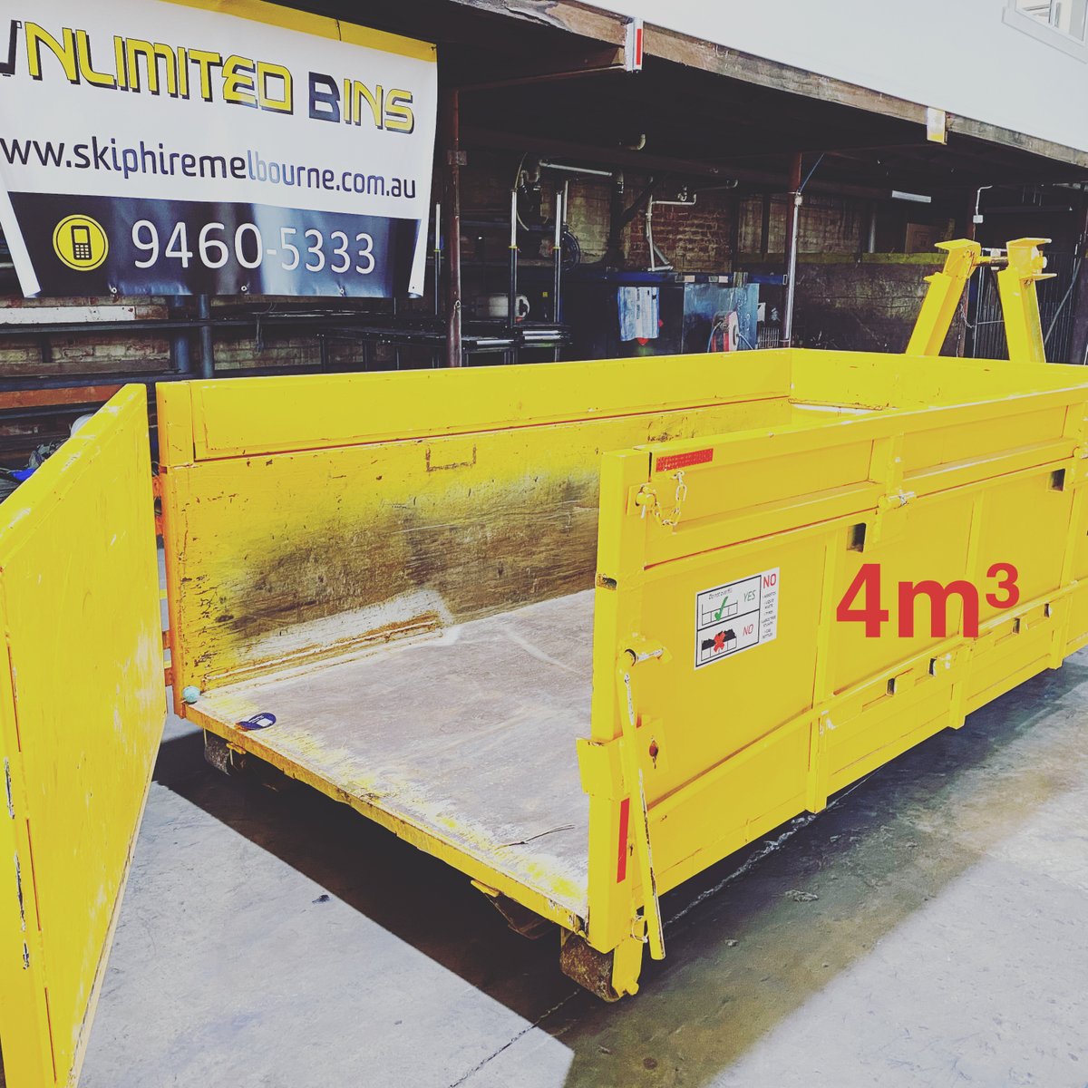 unlimitedbins1's tweet photo. Unlimited Bins walk in skip bins are a great way to take some of the heavy lifting out of loading your skip. #skiphiremelbourne #nocontactdelivery #walkin #easyloading #skipbin https://t.co/PYp6c7Awmm