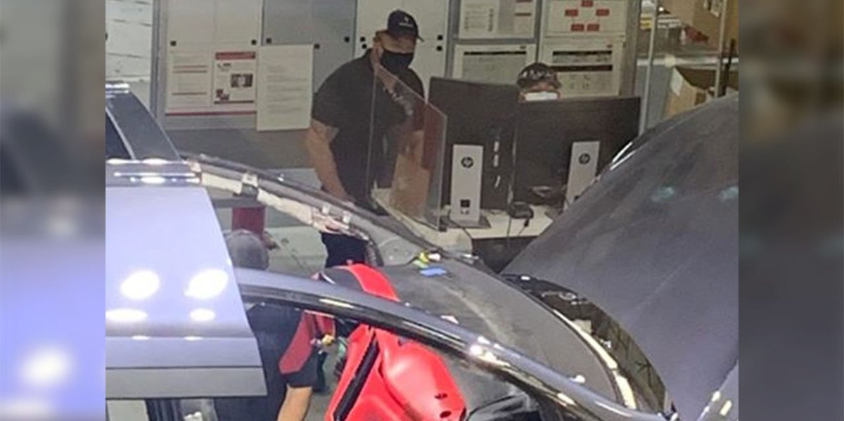 Four Tesla workers at main factory Model S/X line test positive for COVID-19.
electrek.co/2020/06/09/exc…