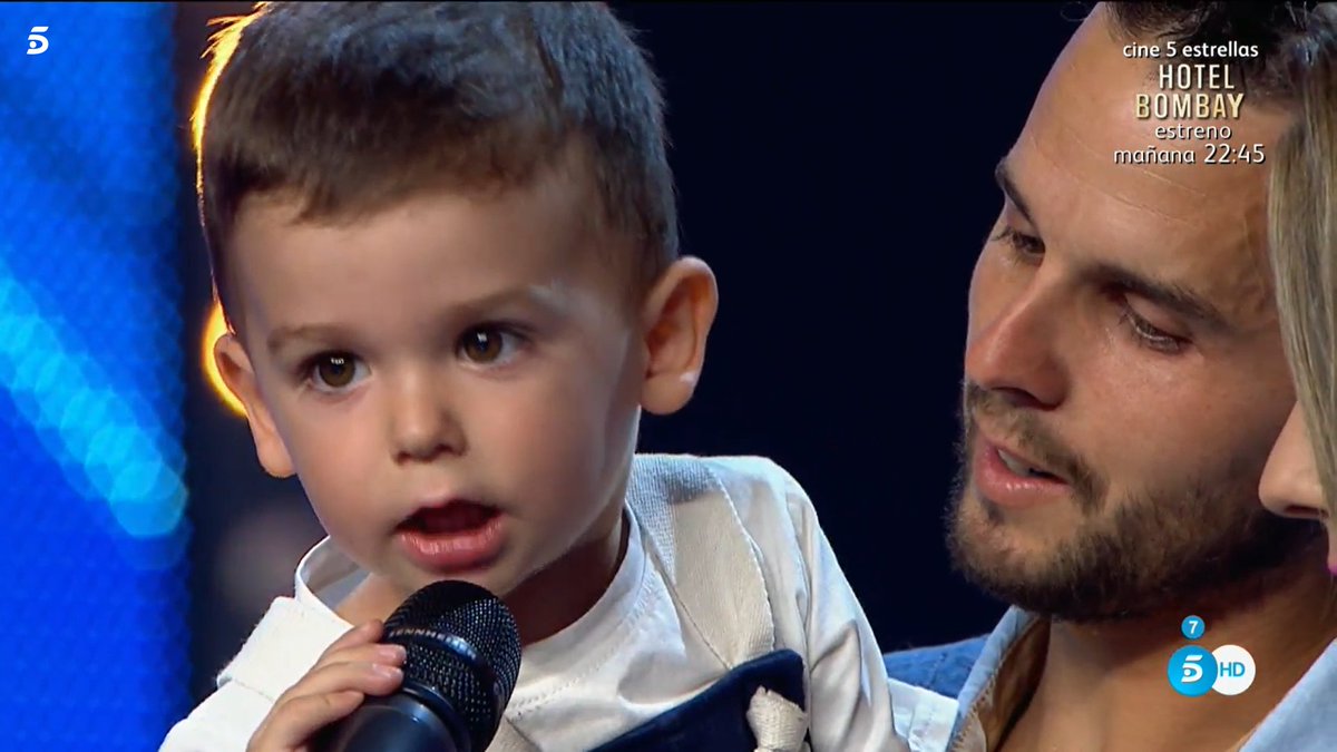 ElConfiTV's tweet photo. #GotTalentMundo2 | Telecinco ha vuelto a recordar la brillante actuación de Hugo Molina, el ganador más joven del mundo de @GotTalentES https://t.co/FI8ZM5D3Q5 https://t.co/aLhMFWbfjS