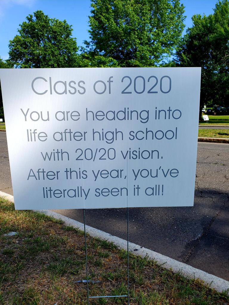 MrsHaRv33's tweet photo. Congratulations BCHS Seniors! It's been such a pleasure! You guys are going to do amazing things!👏 Ramily for Life!
@BCHSprincipal @DunnED1
#bchs2020 #ramily https://t.co/d8uxnlNrOP