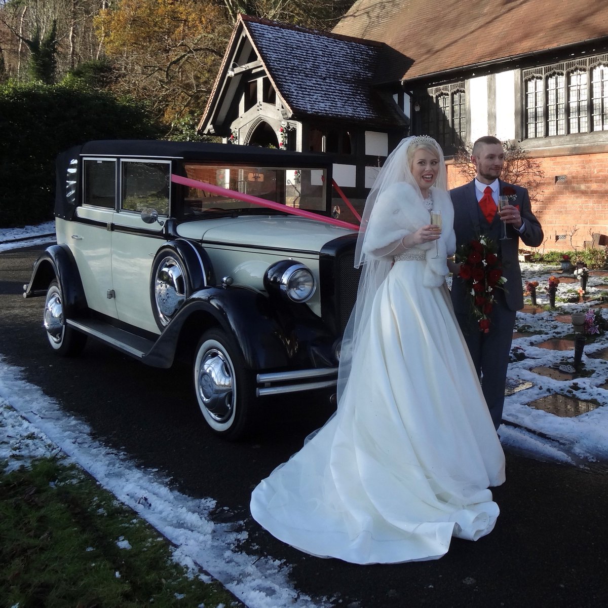 loveweddingcars's tweet image. 12 Days of Christmas! 🎅Our “12 Days of Christmas” continues with this wonderful white #winterwedding from December 2017 at St Chad's Church #Hopwas #Tamworth. #12daysofchristmas #snowydays #whitewedding #christmaswedding #vintageweddingcars #weddingcars #lockdown2020