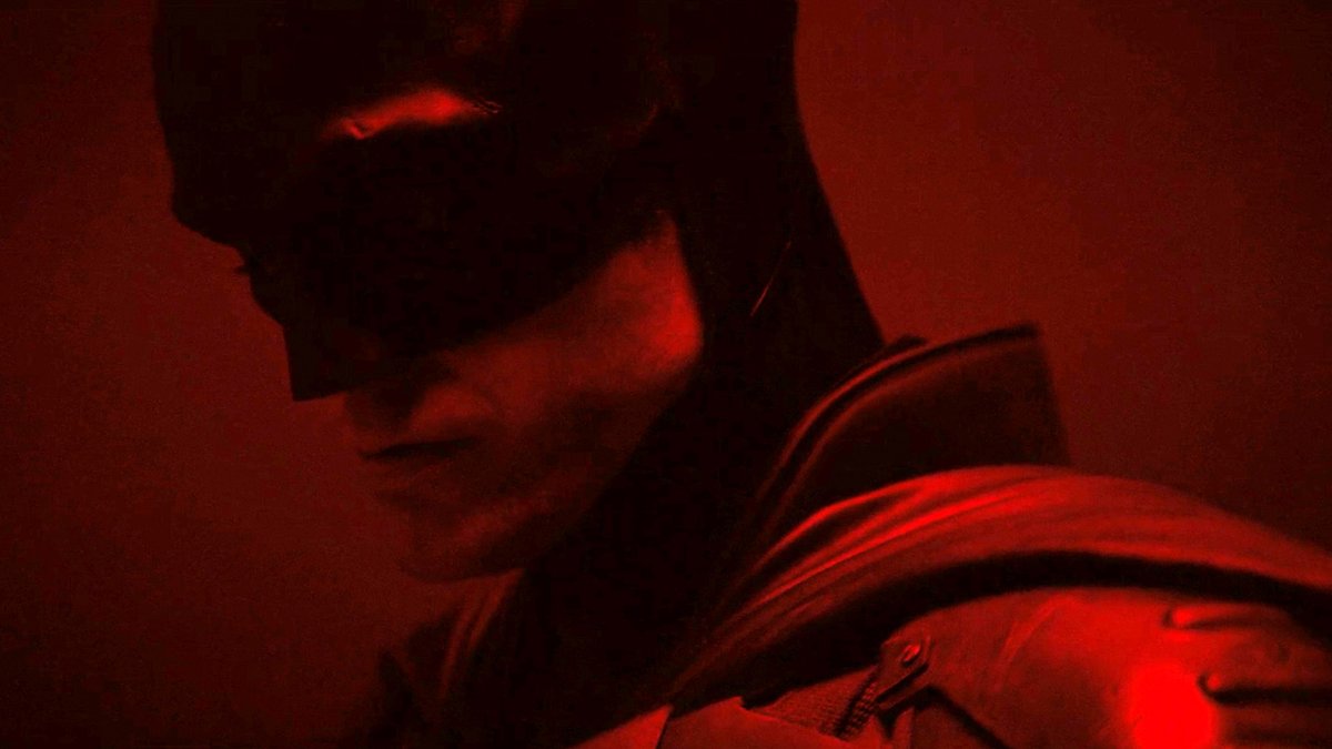 UncapedReview's tweet photo. Just a reminder that The Batman is coming and it's gonna be awesome! #TheBatman https://t.co/x5kE5oMlKz