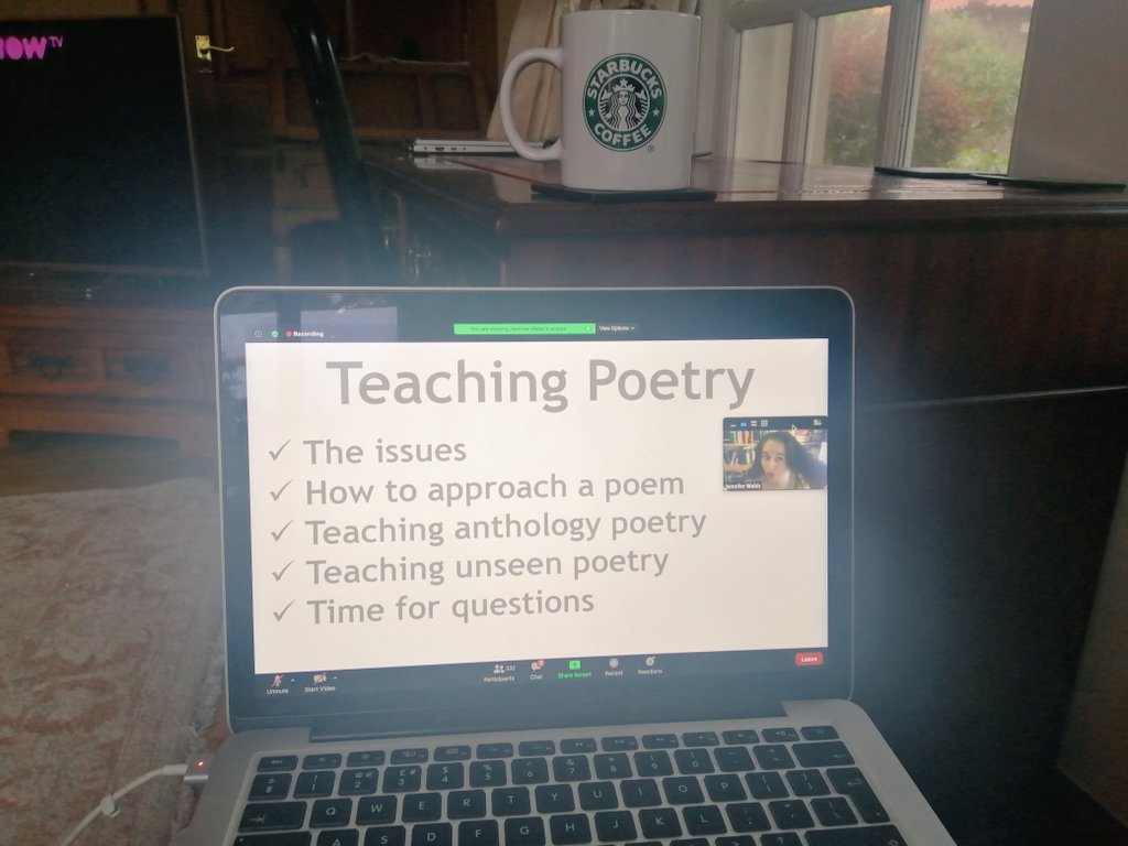 MissLoughlan's tweet photo. Another really interesting CPD session with @FunkyPedagogy, focusing on poetry this time. Can't wait to get back in the classroom. #poetry #CPDTuesday ๐๐ https://t.co/s3HHRemZcZ