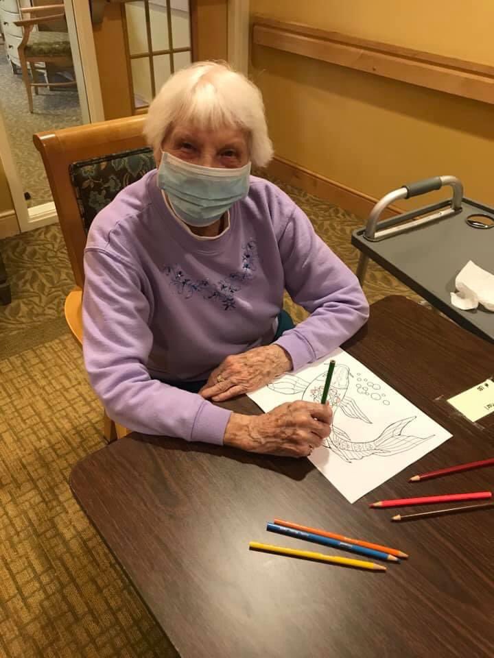 DanburyLiving's tweet photo. Small Group, Art Therapy at #DanburySeniorLiving #Wooster ๐จ
#inthistogetherohio #danburydifference #seniorcare #ohio #woosterohio #woosteroh #northeastohio #seniorliving #lifeinohio #waynecountyohio #ohiojobs #ohiomeansjobs #seniorcommunity #assistedliving #independentliving https://t.co/iB7fvbpVwM