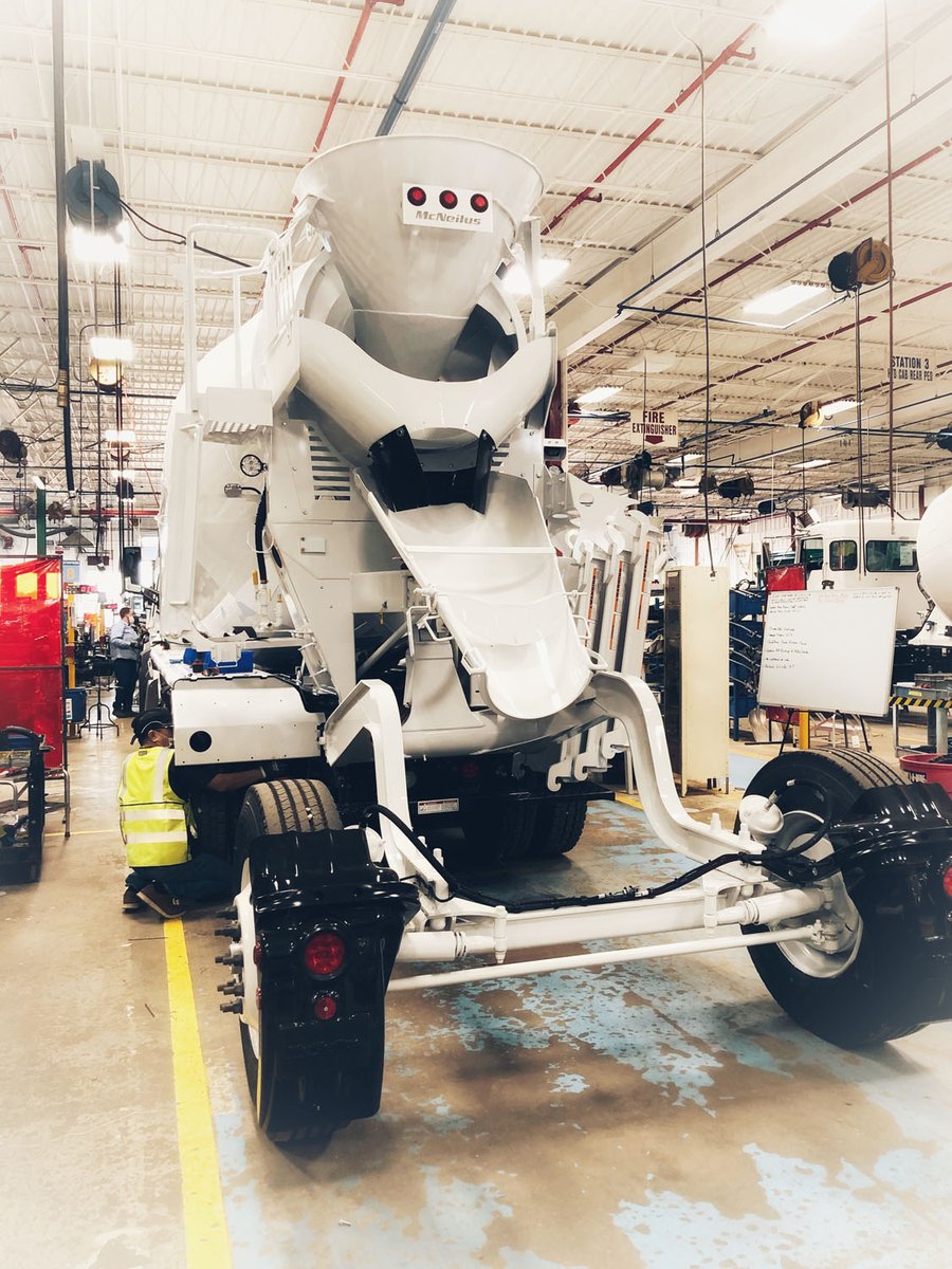 RevolutionMixer's tweet photo. Aggregate Industries your newest Bridgemaster Mixers were spotted on our Finish Out Line! Our production team members are working hard on those special features like the 6.5' main chutes.
@lafargeholcim @peterbiltmotors
#TeamMcNeilus #Manufacturing #McNeilusMixers #FLEXControls https://t.co/EYggxdcLpX