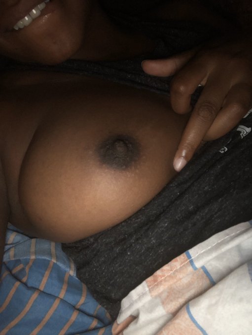 Lick my nipple 👅 #titituesdays https://t.co/AorPv7FTez<a href="/tag/titituesdays"class="tags">#titituesdays</a>