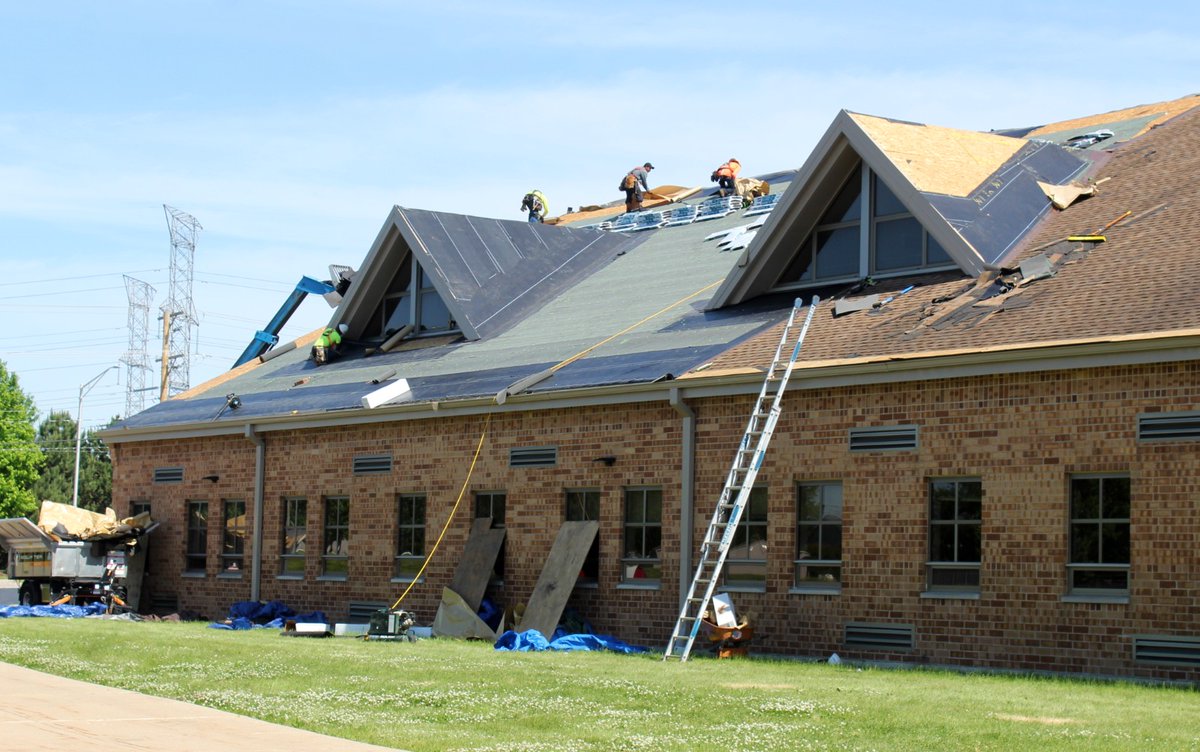 d202schools's tweet photo. Drauden Point Middle School getting a new roof this summer. #202construction #summer #202proud @DraudenPanthers https://t.co/Bao9ikN7ij