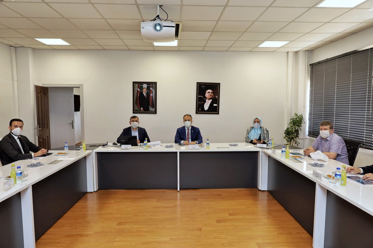 Alinur Aktaş