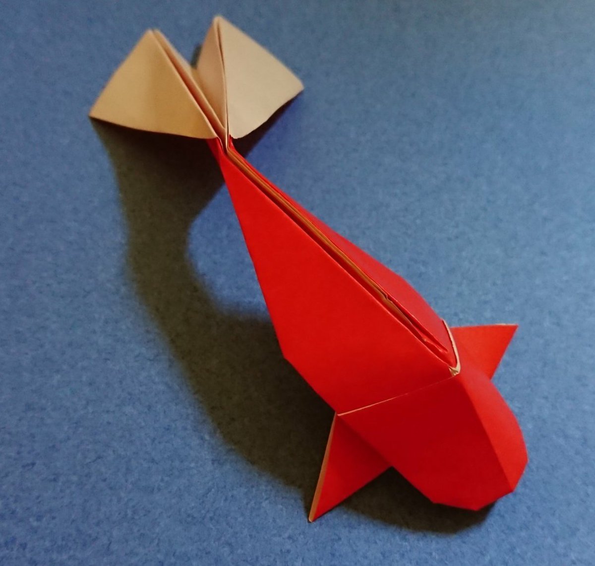 迷い犬 今日の折り紙 29日目 お題 鯉 英名はカープ 折り紙 Origami おりがみ100日チャレンジ 迷い犬 今日の折り紙 29日目 お題 鯉 英名はカープ 折り紙 Origami おりがみ100日チャレンジ