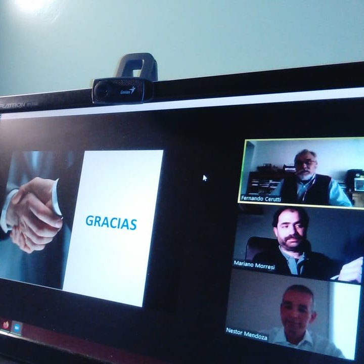 Puro_Management's tweet photo. Ayer tuvimos la 3° ronda de Trabajos #PIDE2020. Presentaron alumnos de 4 países junto a @fcerutti y @mmorresig.
Muy buenas presentaciones y resultados en las aplicaciones a negocios y proyectos. https://t.co/JvV0B9jPtC