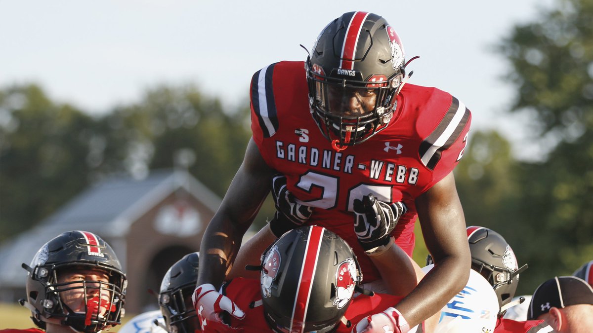 KamronMoate's tweet photo. After a Great Conversation with @PRTYNTHABAKFLD I am Extremely Blessed To Have Received An ⭕️ffer From Gardner-Webb University ⚫️🔴 https://t.co/UB0eIqpWwB