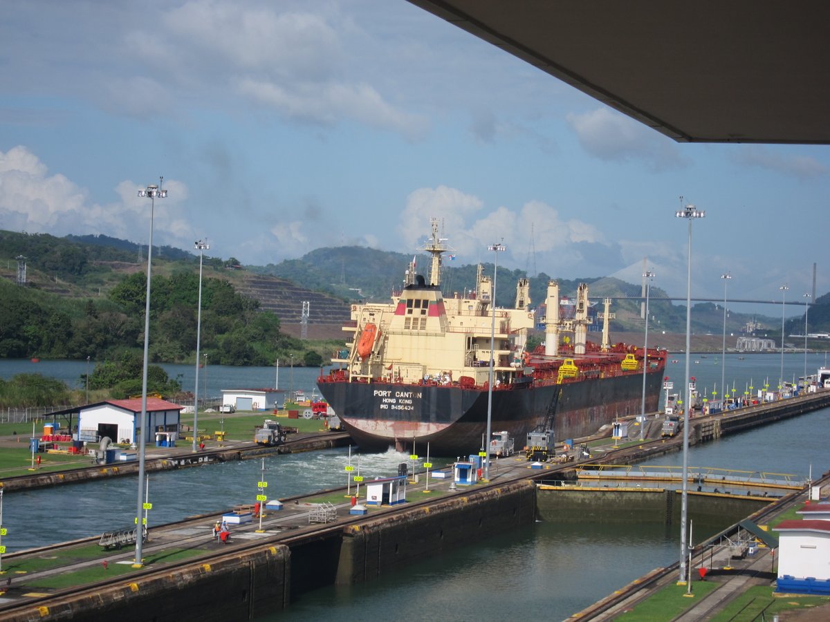 ozcollaborative's tweet image. OZC Principal, Dick, recently experienced the beauty of both Panama &amp;amp; Costa Rica.
Panama was found to be a "country of contrasts", thanks to the balance of urban and jungle area.
Costa Rica was a place of impressive wildlife, with its high percentage of national parks.