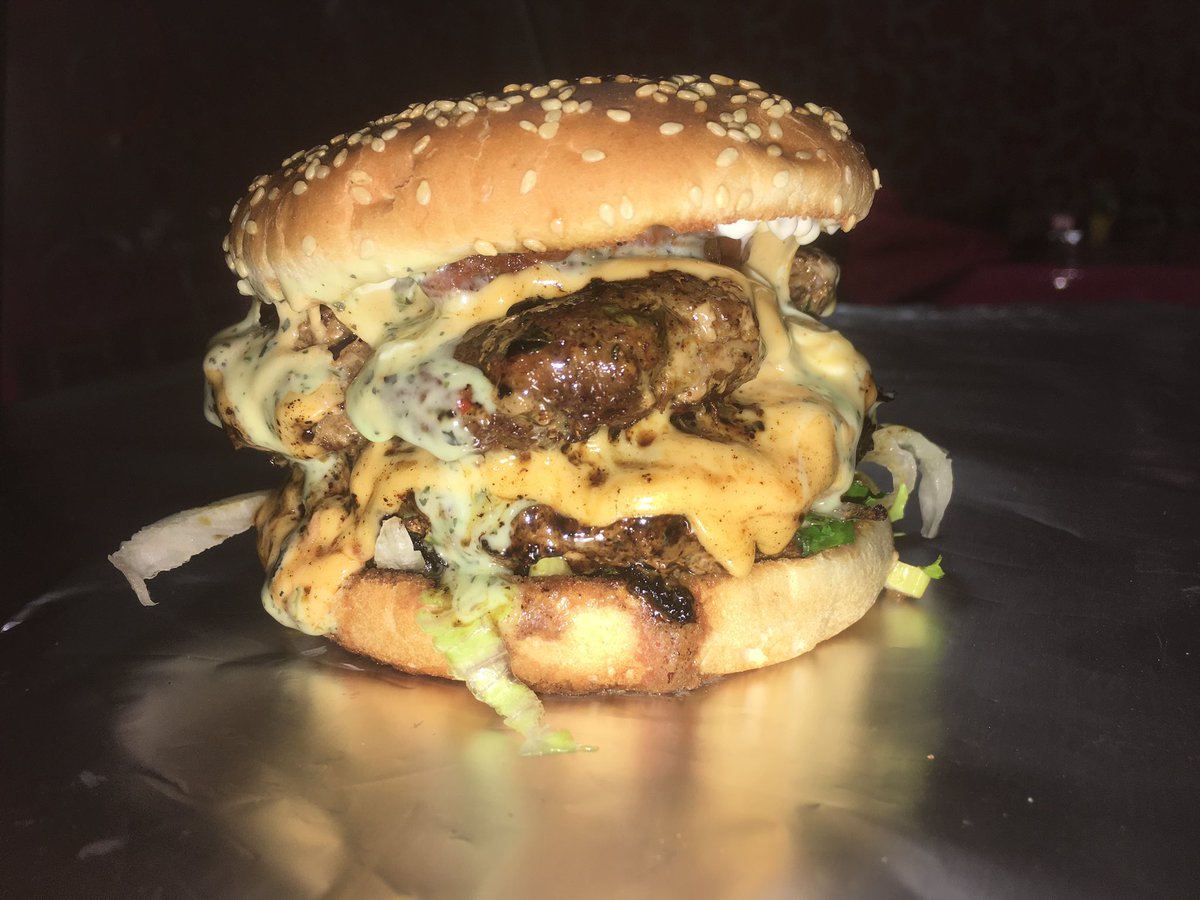 ubader93's tweet image. 🍔