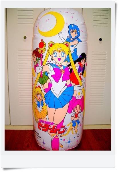 アキラ カドカワ בטוויטר セーラームーンの1cmパンチファイターとか フレッシュプリキュアやハートキャッチプリキュアの劇場版の広報用パンチングとか スマイルプリキュアのサーフマット の改造品 みたいな複数のキャラのイラストが描かれた空ビ エア物が作れない