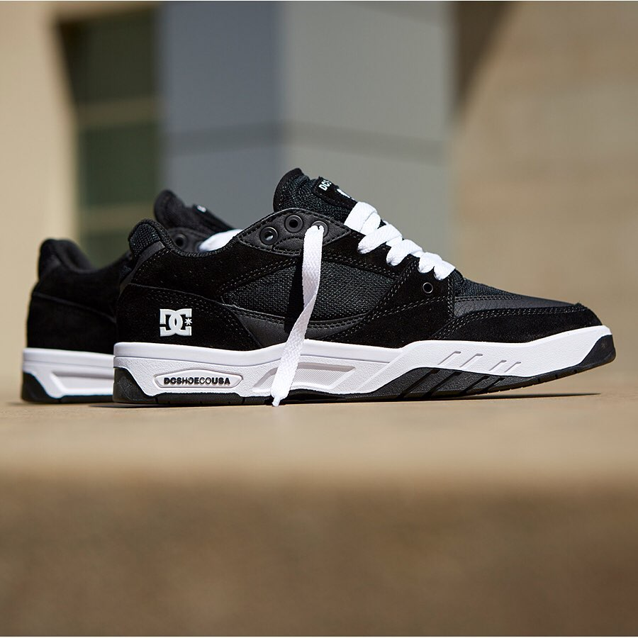 Día del Padre!!!
DC Maswell. Solidez robusta. Durabilidad a prueba de skateboarders.
Link: bit.ly/3dR29c3

#diadelpadre