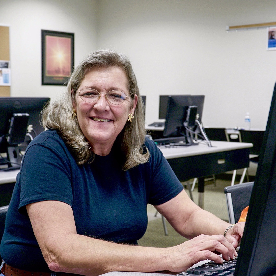 UnitedWayDallas's tweet photo. From unemployment benefits and taxes to rent payments, utilities and food assistance, we’ve put together a list of income resources to help you navigate this period of economic instability resulting from #COVID19. 

See resources here: https://t.co/4B6O0BLZT0

#LiveUnitedNTX https://t.co/mkdTpaR7rw