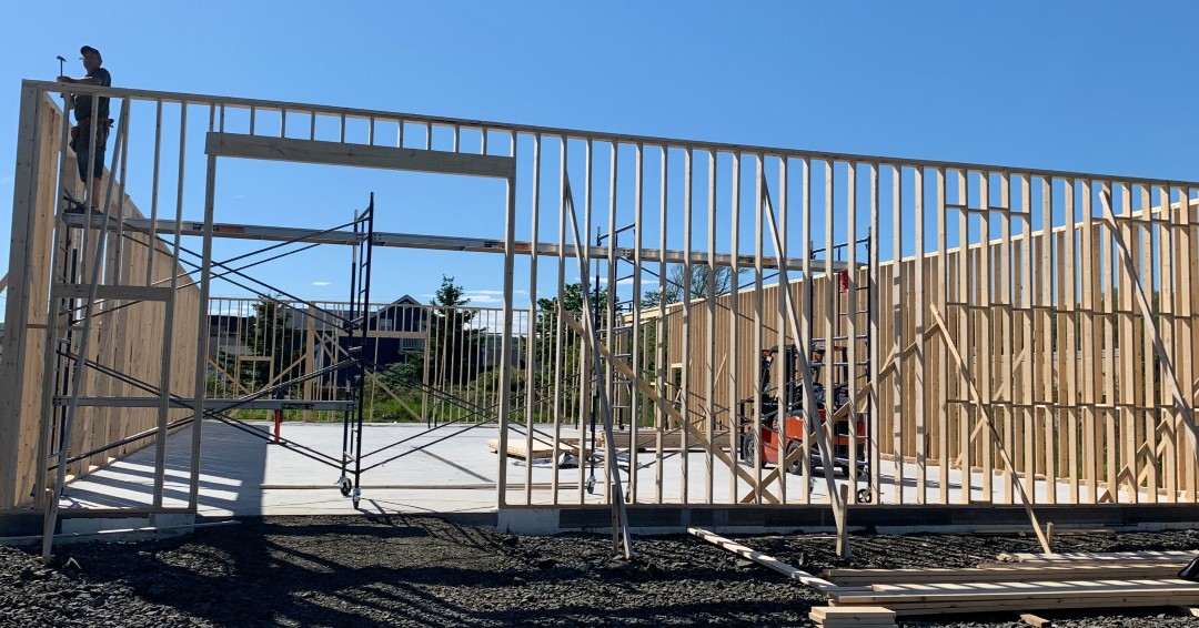 Thanks to #AnnapolisHomeHardware for having everything we need and a great crew from #MPLGroup 4 days and the all the walls are up. Trusses going up on Monday #NScraftBeer #Awesome