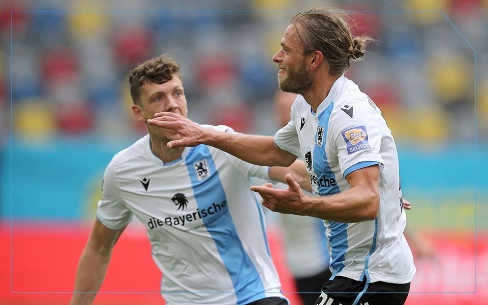 TSV1860's tweet photo. Comeback! #Löwen siegen nach 0:1-Rückstand mit 3:1 vs. @KFC_Uerdingen. Alles zum Spiel:
SPIELBERICHT ▶https://t.co/FMyjcGvfth
STIMMEN ▶https://t.co/E7frxdLA1W
BILDERGALERIE ▶https://t.co/PJPeov06Tv
PK-VIDEO ▶https://t.co/xRXn8bWKVH
#KFCM60 #tsv1860 #3liga @3_liga #ELIL https://t.co/JIK222ldxF
