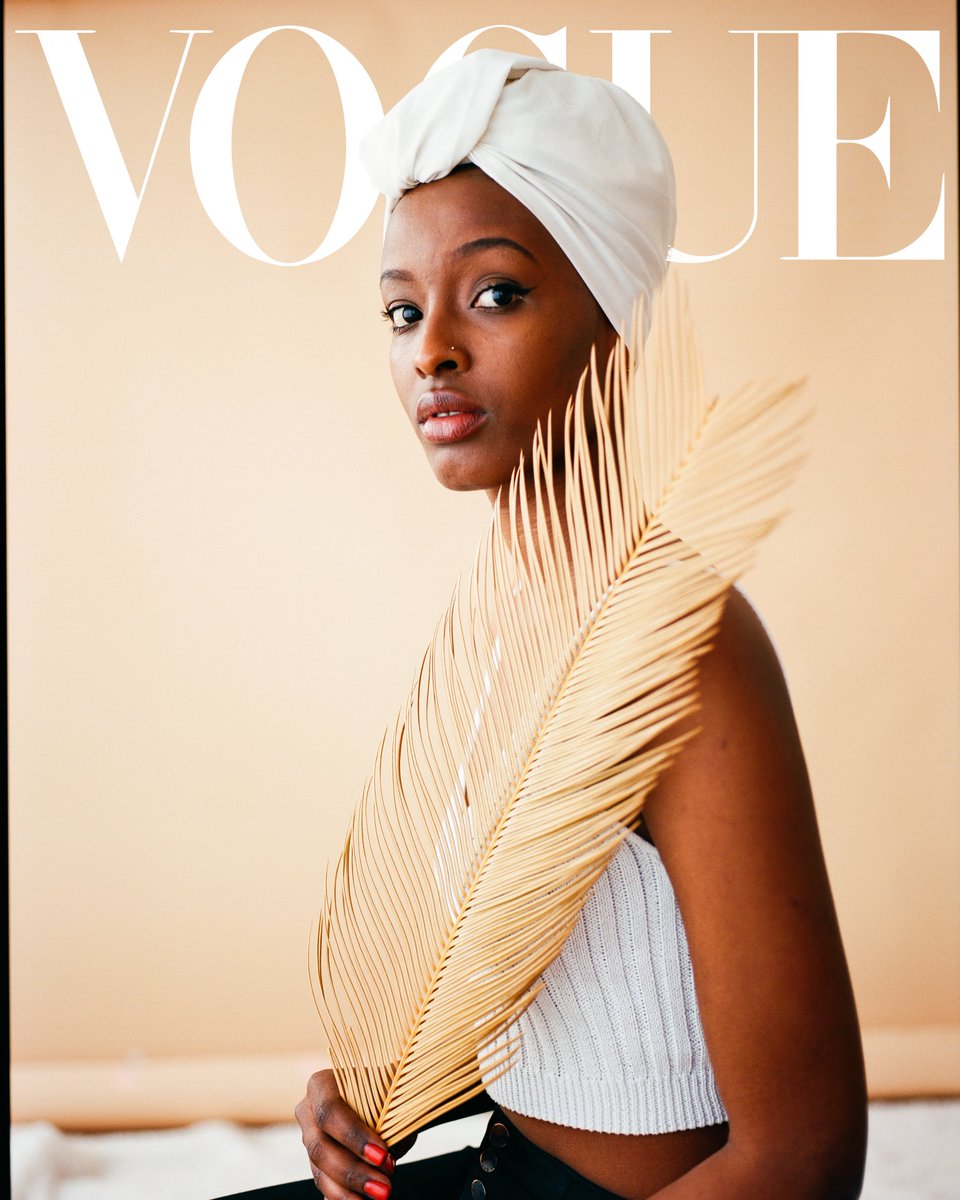 lafrancecachee's tweet photo. #VogueChallenge It isn't enough to have JUST Black models on the cover of Vogue. There should be a space for Black photographers to bring these stories to life. https://t.co/sYdSTT28Kw