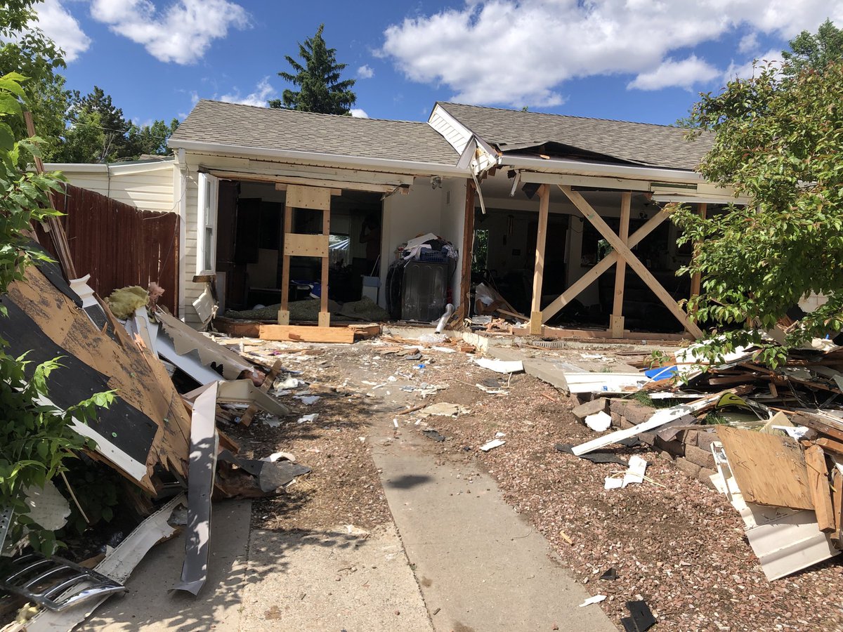 bstew122's tweet photo. Car vs house at 7th &amp; Galena in Aurora. Severe damage to the home, but no one injured! ⁦@channel2kwgn⁩ ⁦@KDVR⁩ #kdvr https://t.co/8aZuNOM8JJ