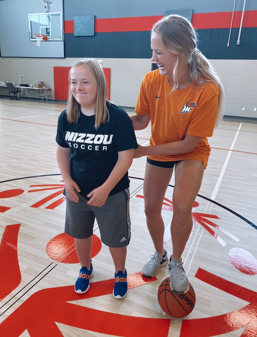 Sophie Cunningham tweet media